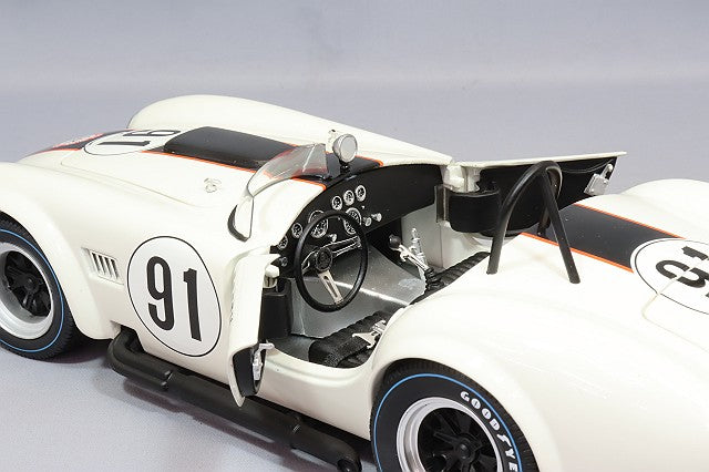 Carica immagine in Galleria Viewer, Kyosho 1/18 Shelby Cobra 427 S/C &quot;ESSEX WIRE&quot; #91 White / Dark Blue
