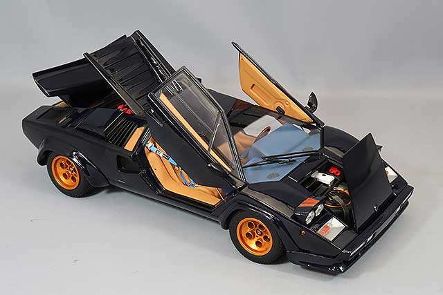 Laden Sie das Bild in Galerie -Viewer, Kyosho 1/18 Lamborghini Countach Walter Wolf Dark Blue
