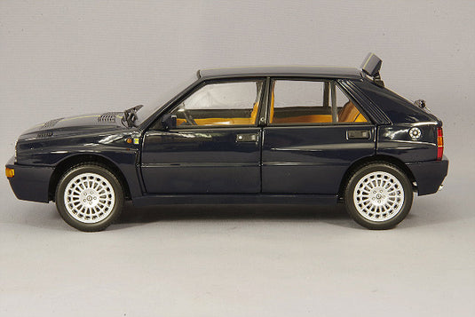 Kyosho 1/18 Lancia Delta HF Integrale Evo.II Club Hi-Fi Dark Blue