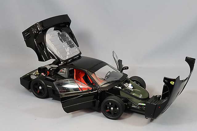 Carica immagine in Galleria Viewer, Kyosho 1/18 Ferrari F40 Black
