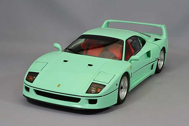 Kyosho 1/18 Ferrari F40 Mint Green