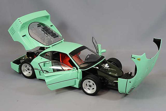 Kyosho 1/18 Ferrari F40 Mint Green