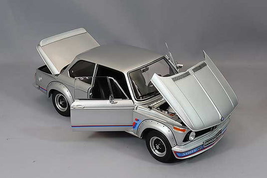 Kyosho 1/18 BMW 2002 Turbo Silver