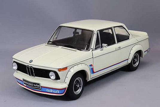 Kyosho 1/18 BMW 2002 Turbo White