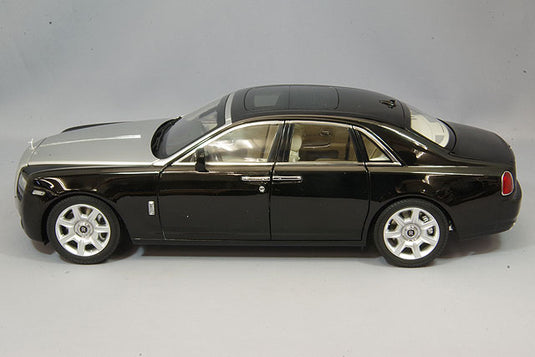 Kyosho 1/18 Rolls-Royce Ghost Black / Silver