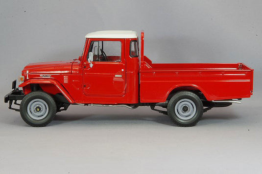 Kyosho 1/18 Toyota Land Cruiser 40 Red