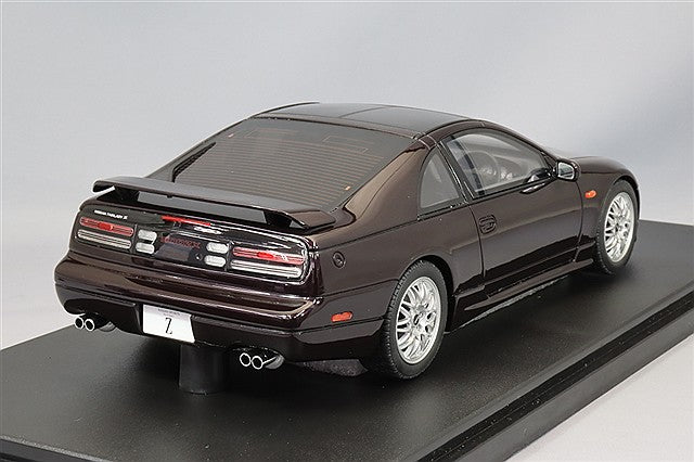 Laden Sie das Bild in Galerie -Viewer, Kyosho Samurai 1/18 Nissan Fairlady Z (Z32) Version R 2by2 Purple
