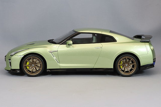 Kyosho Samurai 1/18 Nissan GT-R Premium Edition T-Spec Millennium Jade