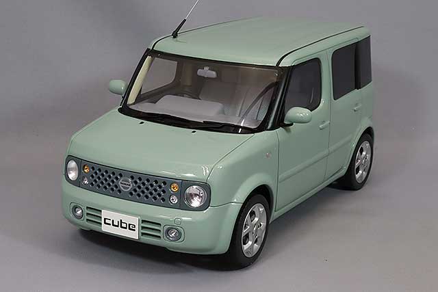 Kyosho Samurai 1/18 Nissan Cube Aqua Mint