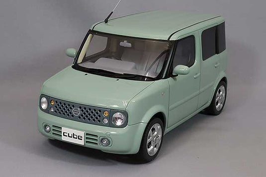 Kyosho Samurai 1/18 Nissan Cube Aqua Mint