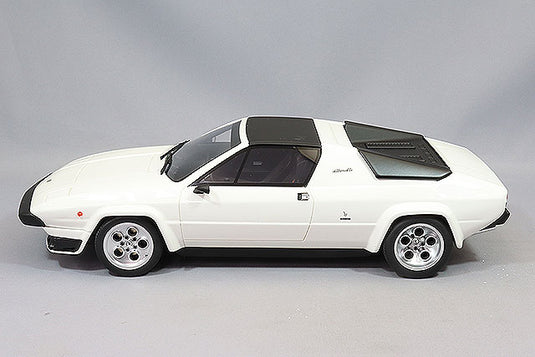 Kyosho 1/18 Lamborghini Silhouette White