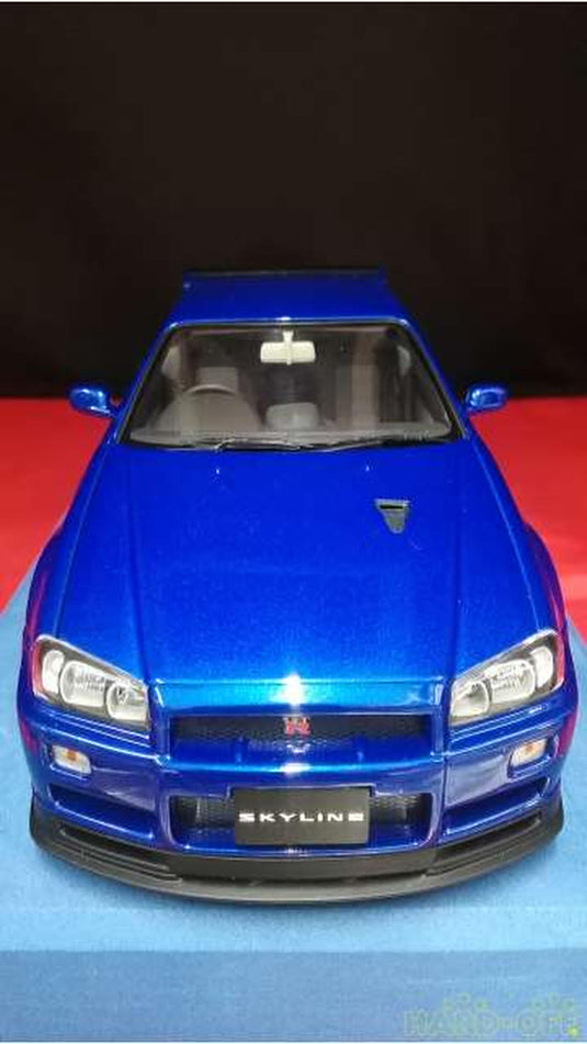 AUTOart 77335 Nissan Skyline GT-R (R34) V-SPEC II 1/18 Scale Car– Used