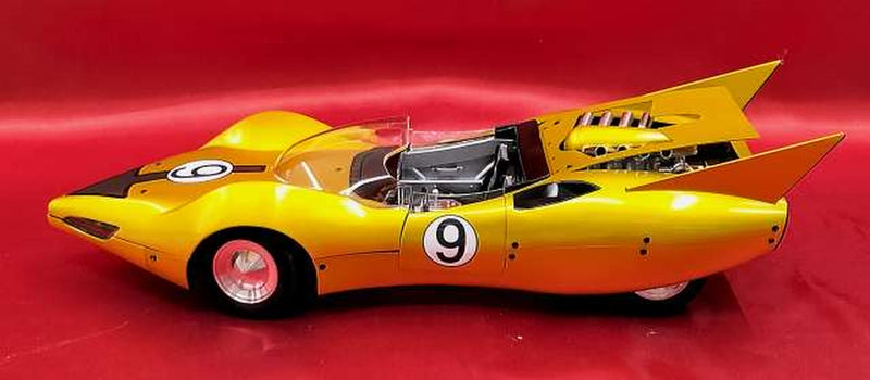 Laden Sie das Bild in Galerie -Viewer, Audix Sci-Fi West &quot;Ryusei-go&quot; (Meteor) 1/18 Scale Car– Used
