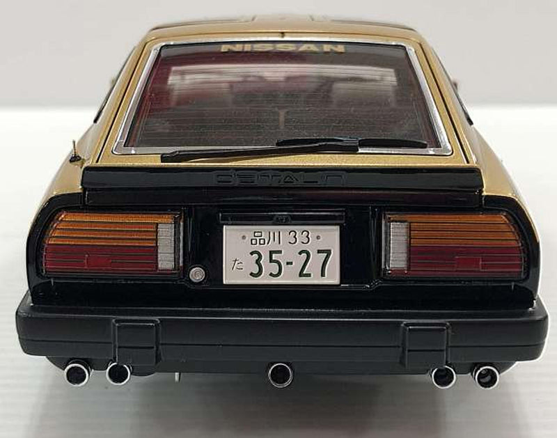 Laden Sie das Bild in Galerie -Viewer, AUTOart &quot;Seibu Keisatsu&quot; 1/18 Nissan Fairlady 280Z Super Z Scale Car– Used
