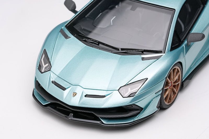 Laden Sie das Bild in Galerie -Viewer, EIDOLON EM513F Lamborghini Aventador SVJ 2018 (Nireo wheel) Azzurro Tethys Limited 80pcs Make Up 1/43 EM513F
