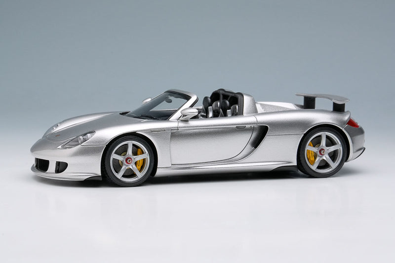 Laden Sie das Bild in Galerie -Viewer, EIDOLON EM567A Porsche Carrera GT 2004 (Rear Wing Up) GT Silver Make Up 1/43 EM567A
