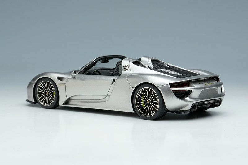 Chargez l&#39;image dans la visionneuse de la galerie, EIDOLON 1/43 EM568A Porsche 918 Spyder 2011 GT Silver
