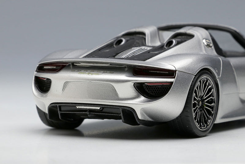 Chargez l&#39;image dans la visionneuse de la galerie, EIDOLON 1/43 EM568A Porsche 918 Spyder 2011 GT Silver
