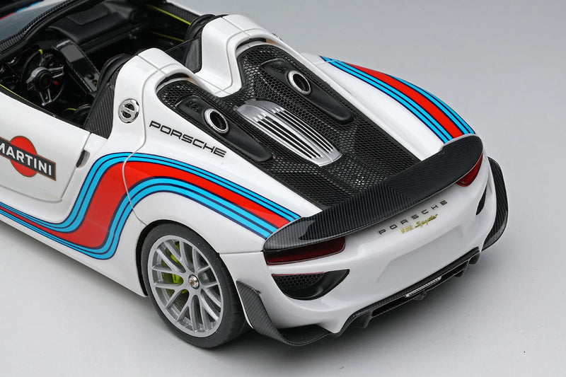 Laden Sie das Bild in Galerie -Viewer, EIDOLON EM569A Porsche 918 Spyder Weissach Package 2011 White / Martini Stripe Make Up 1/43 EM569A
