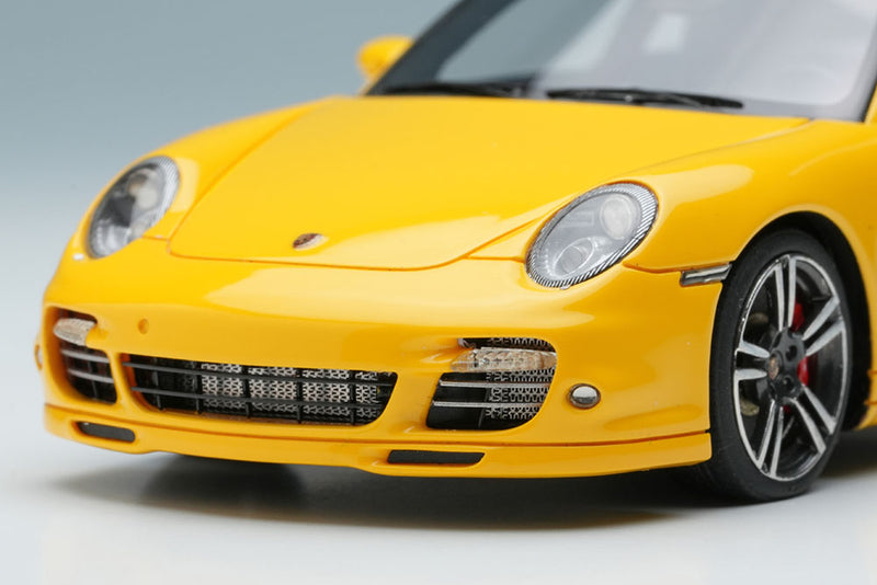 Laden Sie das Bild in Galerie -Viewer, EIDOLON EM619A Porsche 911 (997.2) Turbo 2010 Speed Yellow Limited 50pcs Make Up 1/43 EM619A
