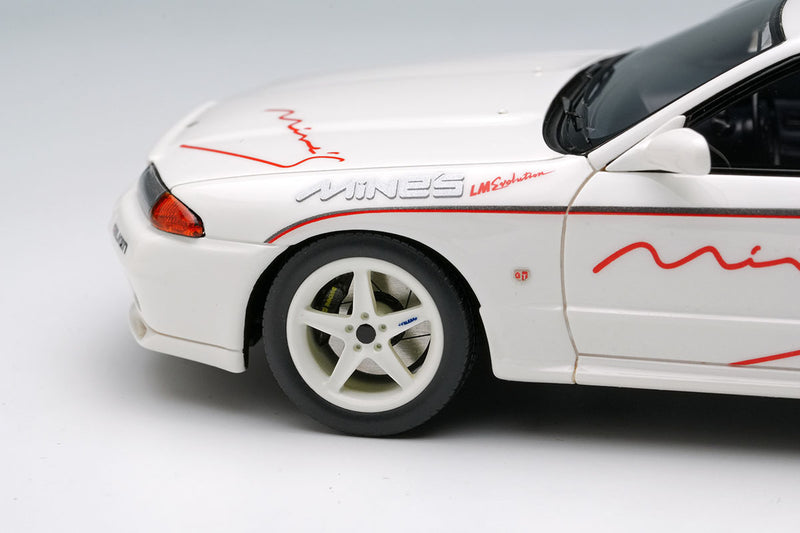 Laden Sie das Bild in Galerie -Viewer, EIDOLON EM644B Mine&#39;s Skyline GT-R (BNR32) N1 White (5 Spoke Wheel) Limited 80pcs Make Up 1/43 EM644B
