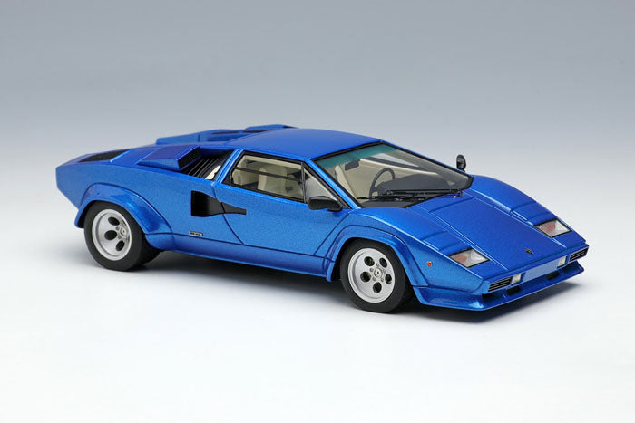 Laden Sie das Bild in Galerie -Viewer, EIDOLON EM651A Lamborghini Countach LP5000S 1982 Metallic Blue Make Up 1/43 EM651A
