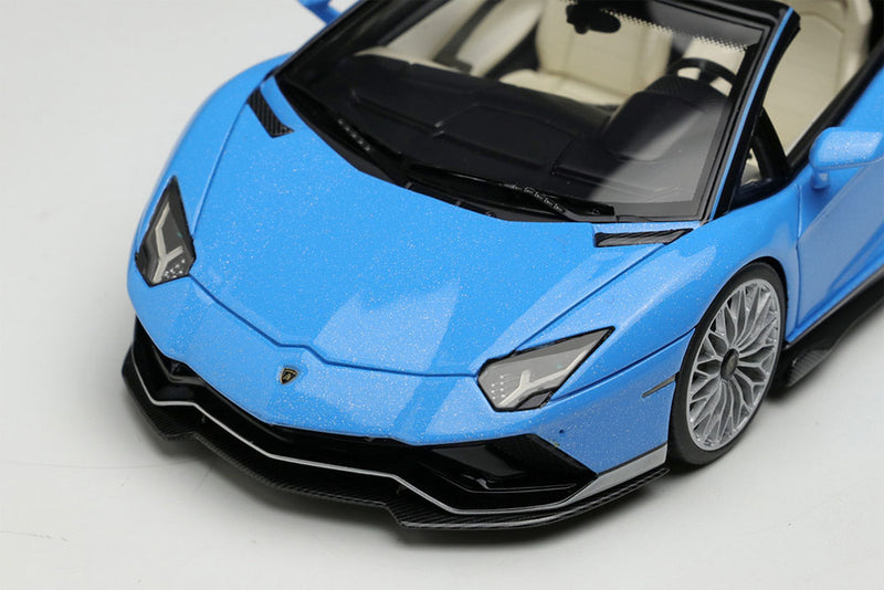 Laden Sie das Bild in Galerie -Viewer, EIDOLON EM701 Lamborghini Aventador LP780-4 Ultimae Roadster Tributo Miura Roadster 2022 Azzurro Flake Limited 180pcs Make Up 1/43 EM701
