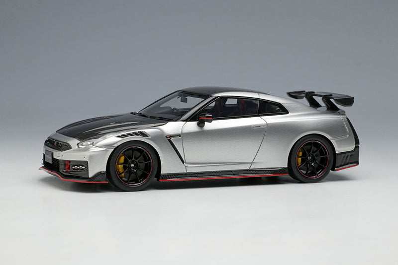 Cargue la imagen en el visor de la galería, EIDOLON 1/43 EM709C NISSAN GT-R NISMO Special edition 2024 Ultimate Metal Silver
