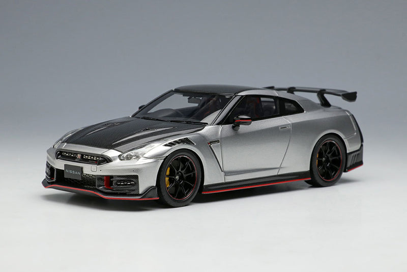 Cargue la imagen en el visor de la galería, EIDOLON 1/43 EM709C NISSAN GT-R NISMO Special edition 2024 Ultimate Metal Silver
