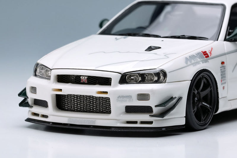 Laden Sie das Bild in Galerie -Viewer, Pre-order EIDOLON 1/43 EM760 Mine&#39;s Skyline GT-R (BNR34) V-spec N1 Tokyo Auto Salon 2024 Limited 120pcs
