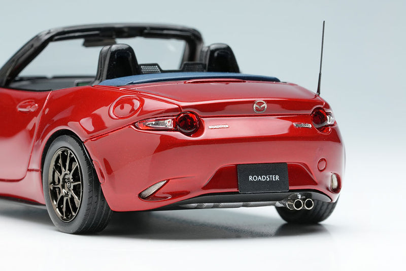 Carica immagine in Galleria Viewer, Pre-order EIDOLON 1/43 EM764C Mazda Roadster (ND) 990S 2022 Soul Red Crystal Metallic
