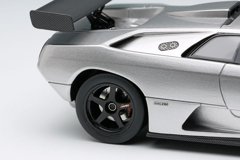 Laden Sie das Bild in Galerie -Viewer, EIDOLON EM786D Lamborghini Diablo GTR 1999 Silver Limited 60pcs Make Up 1/43 EM786D
