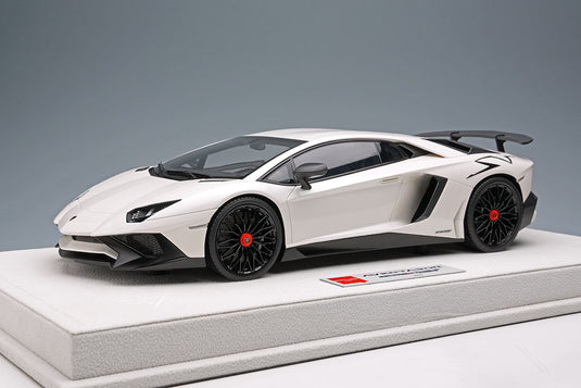 EIDOLON EML005B 1/18 Lamborghini Aventador LP750-4 SV 2015 Pearl White (Large SV Logo) Make Up 1/18 EML005B
