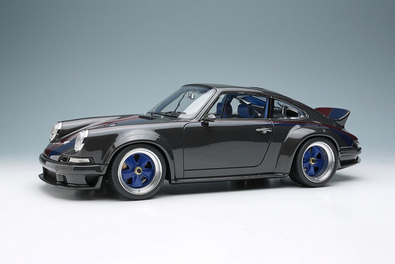 Load image into Gallery viewer, Pre-Order EIDOLON EML018N 1/18 Singer 911 DLS 2022 Visible Carbon / Stripe Limited 100pcs
