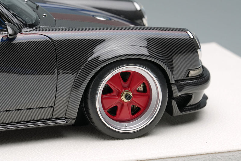 Laden Sie das Bild in Galerie -Viewer, EIDOLON EML018N 1/18 Singer 911 DLS 2022 Visible Carbon / Stripe Limited 100pcs Make Up 1/18 EML018N
