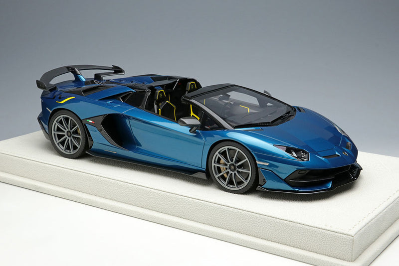 Load image into Gallery viewer, EIDOLON EML028B 1/18 Lamborghini Aventador SVJ Roadster 2019 Verde Artemis Limited 60pcs
