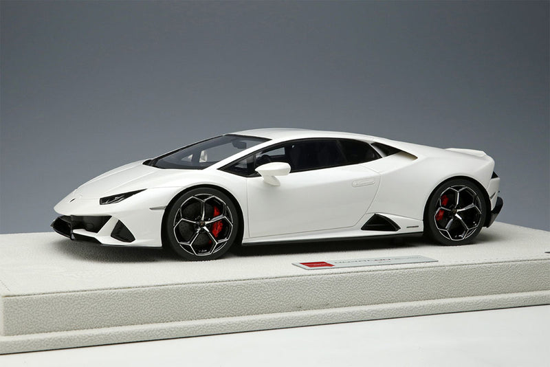 Cargue la imagen en el visor de la galería, EIDOLON EML031C 1/18 Lamborghini Huracan Evo 2019 Pearl White Limited 60pcs
