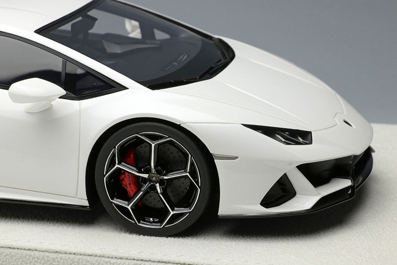 Cargue la imagen en el visor de la galería, EIDOLON EML031C 1/18 Lamborghini Huracan Evo 2019 Pearl White Limited 60pcs
