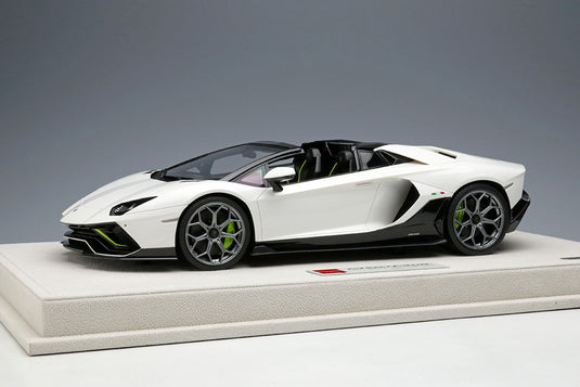 EIDOLON EML064E 1/18 Lamborghini Aventador LP780-4 Ultimae Roadster 2021 Bianco Opalis / Black Limited 50pcs