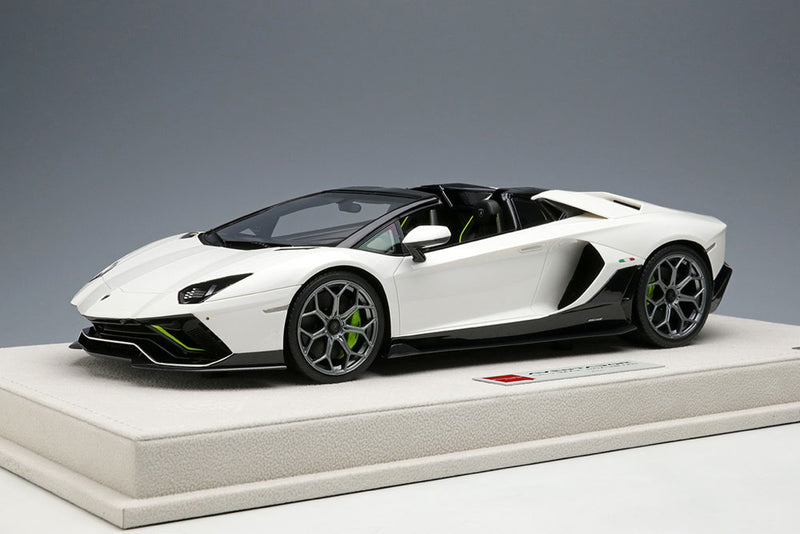 Laden Sie das Bild in Galerie -Viewer, EIDOLON EML064E 1/18 Lamborghini Aventador LP780-4 Ultimae Roadster 2021 Bianco Opalis / Black Limited 50pcs
