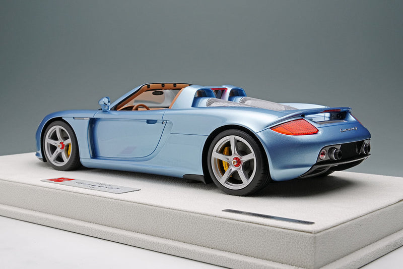 Laden Sie das Bild in Galerie -Viewer, EIDOLON EML070H 1/18 Porsche Carrera GT 2004 Horizon Blue Metallic Limited 100pcs Make Up 1/18 EML070H
