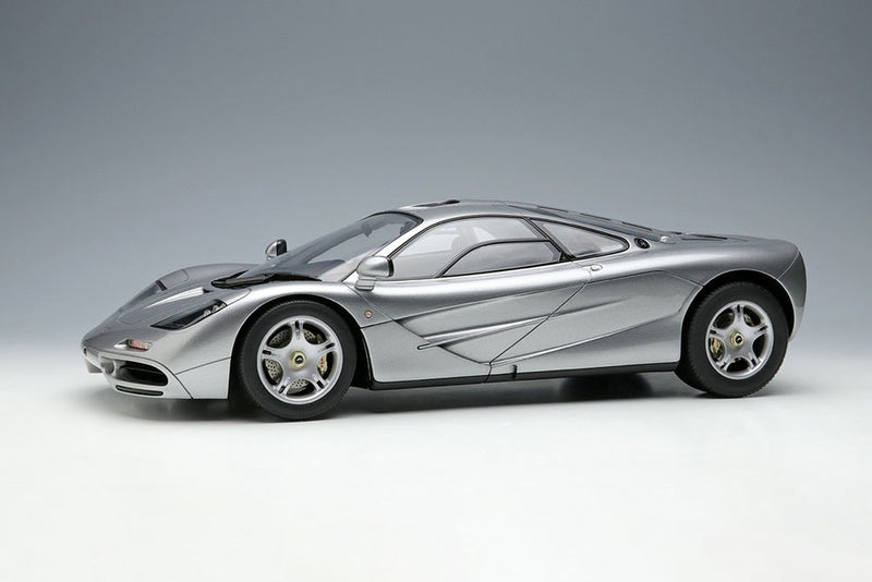 Chargez l&#39;image dans la visionneuse de la galerie, Pre-Order EIDOLON EML073A 1/18 McLaren F1 Road car 1994 Magnesium Silver
