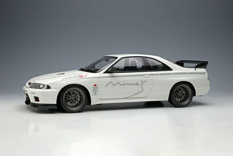 Chargez l&#39;image dans la visionneuse de la galerie, Pre-Order EIDOLON EML113 1/18 Built By Legends Mine&#39;s Skyline GT-R (BCNR33)
