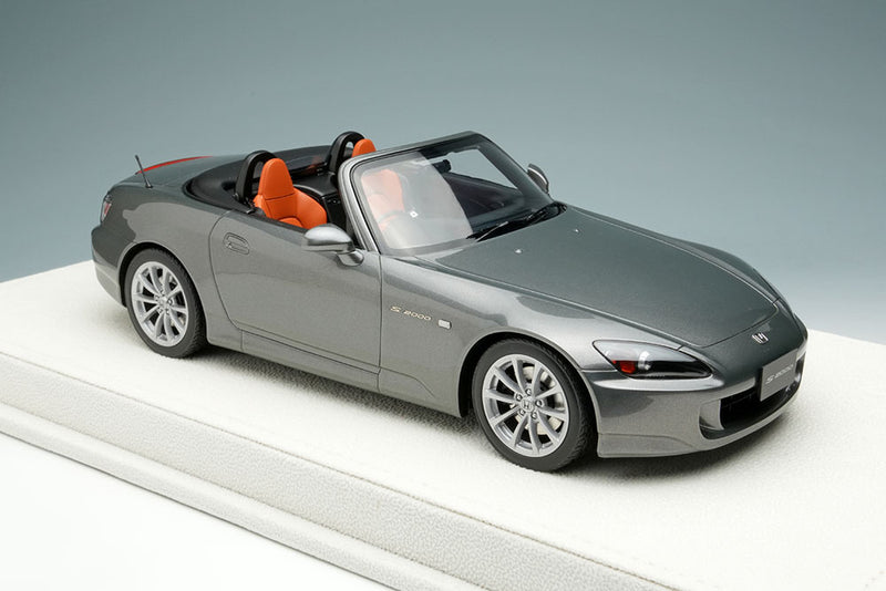 Laden Sie das Bild in Galerie -Viewer, EIDOLON EML118C 1/18 Honda S2000 (AP2) 2005 Moon Rock Metallic
