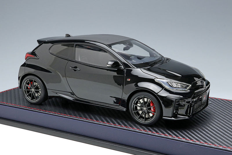 Laden Sie das Bild in Galerie -Viewer, IDEA IM059C 1/18 Toyota GR Yaris RZ High Performance 2021 Precious Black Pearl Make Up 1/18 IM059C

