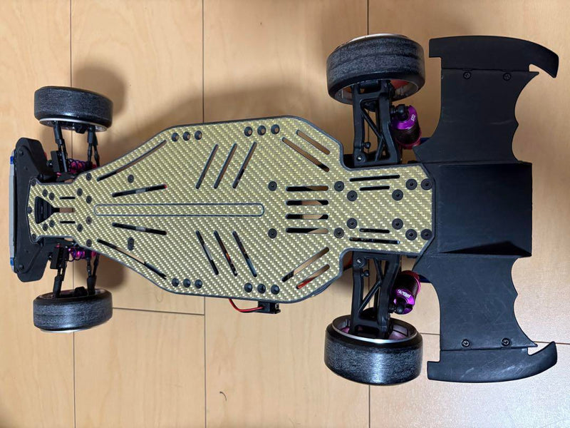 Load image into Gallery viewer, Yokomo YD-2 Custom with Kazama Auto Gold Carbon Chassis Sanwa M11X Radio - Used
