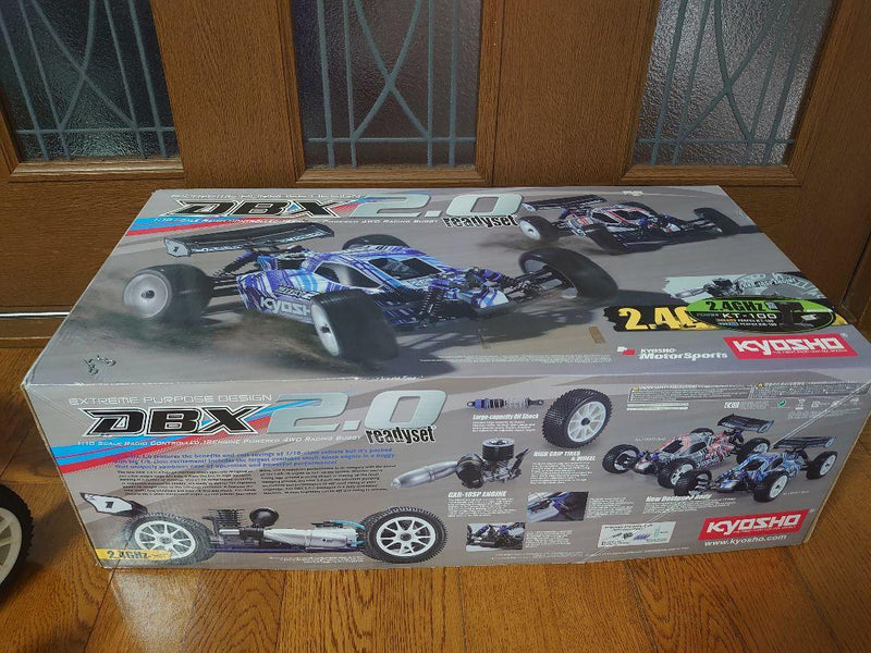 Laden Sie das Bild in Galerie -Viewer, Kyosho DBX 2.0 ReadySet GP Buggy New Unused - Used
