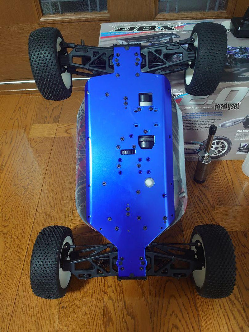 Laden Sie das Bild in Galerie -Viewer, Kyosho DBX 2.0 ReadySet GP Buggy New Unused - Used
