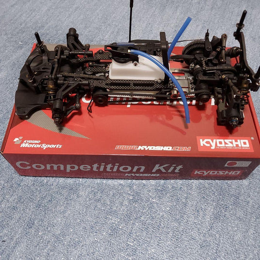 Kyosho R4 EVO3 Engine Touring Car Used 10 tanks Good Condition - Used