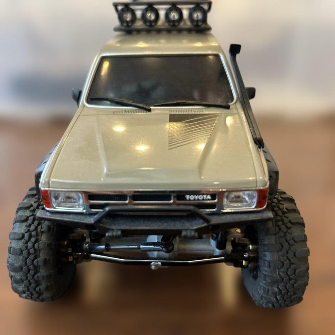 Kyosho Mini-Z 4x4 Toyota 4Runner ReadySet with LED Custom Parts Beautiful - Used